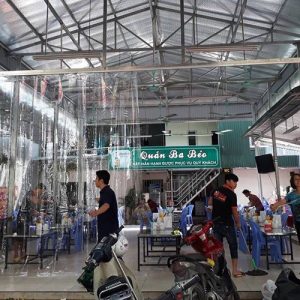 Rèm bạt kéo ngăn mùi nhà hàng