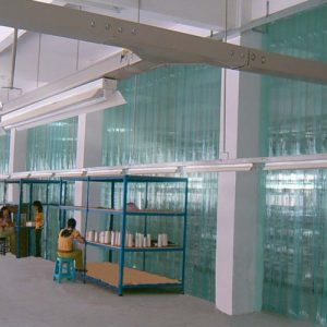 Màn nhựa pvc chống tĩnh điện khu xưởng